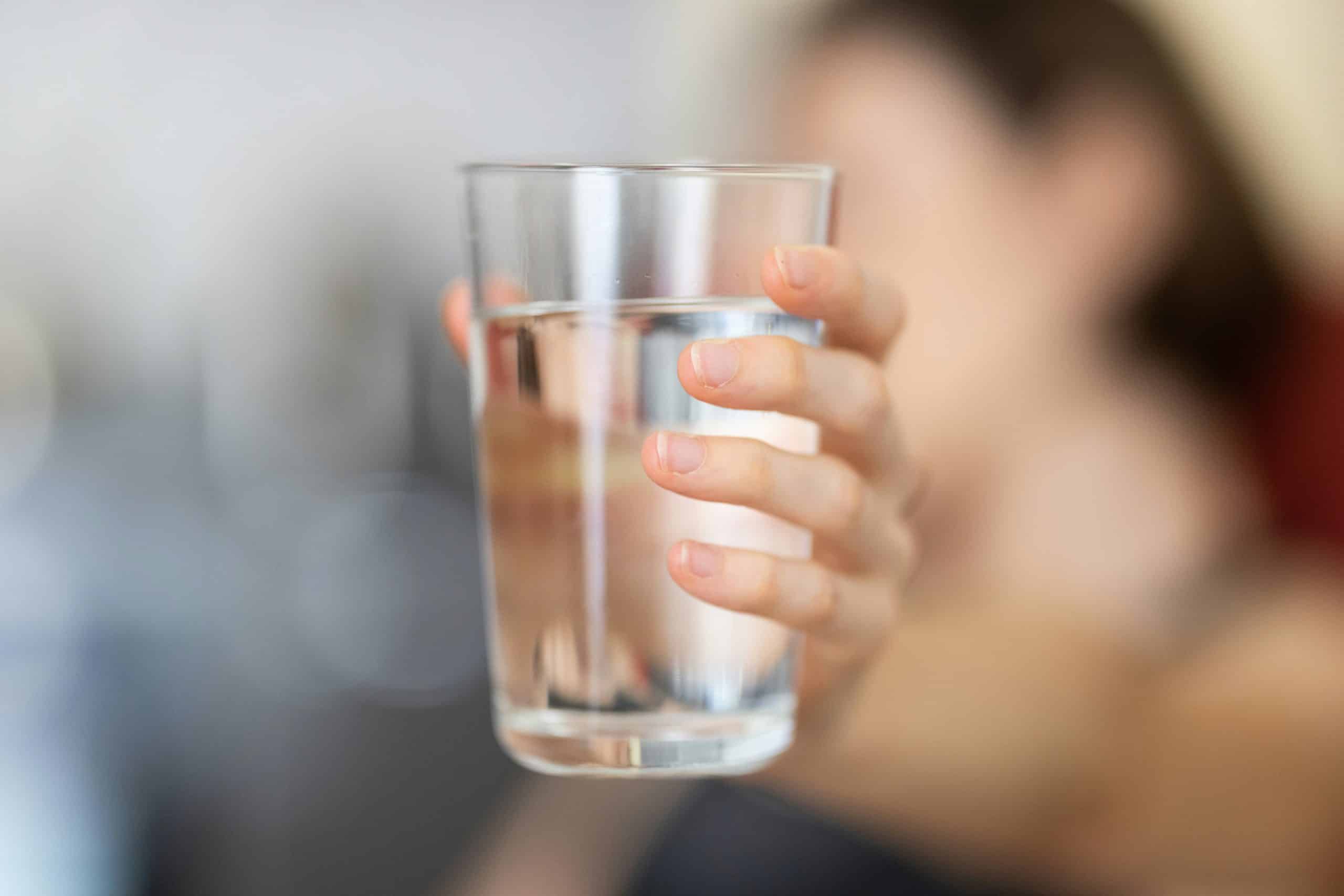UrbaCadreDeVie_EauSurLeTerritoire_EauPotable__engin-akyurt-PCpoG06fcUI-unsplash